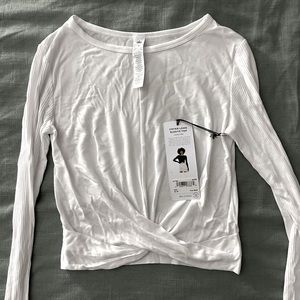 Cover Long Sleeve Top - Alo Yoga - Size M